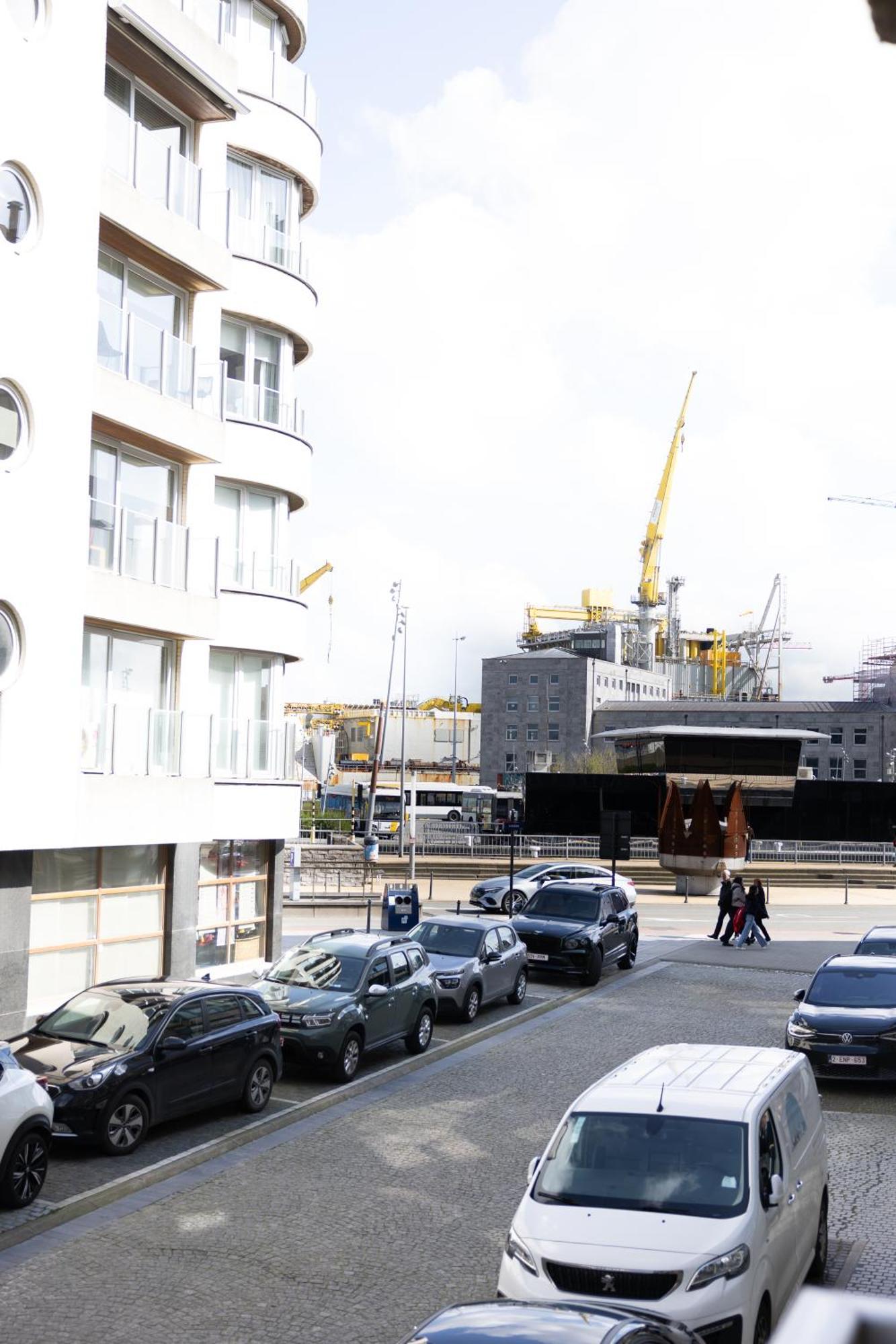 Centre Bayview + Free Parking Appartement Oostende